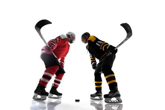 Реакция зрителей на драки