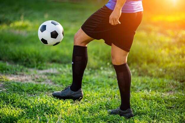 Как правильно надевать гетры на ноги