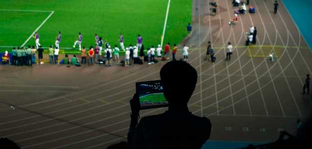 Роль арбитра и его помощников в определении офсайда