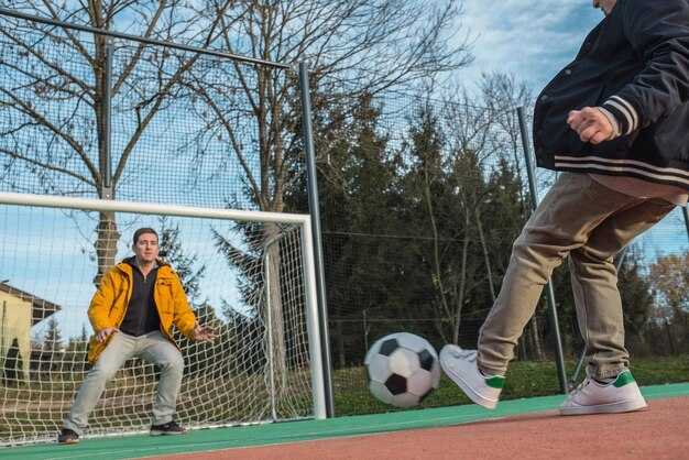 Роль Международной федерации футбола (ФИФА) в принятии правил